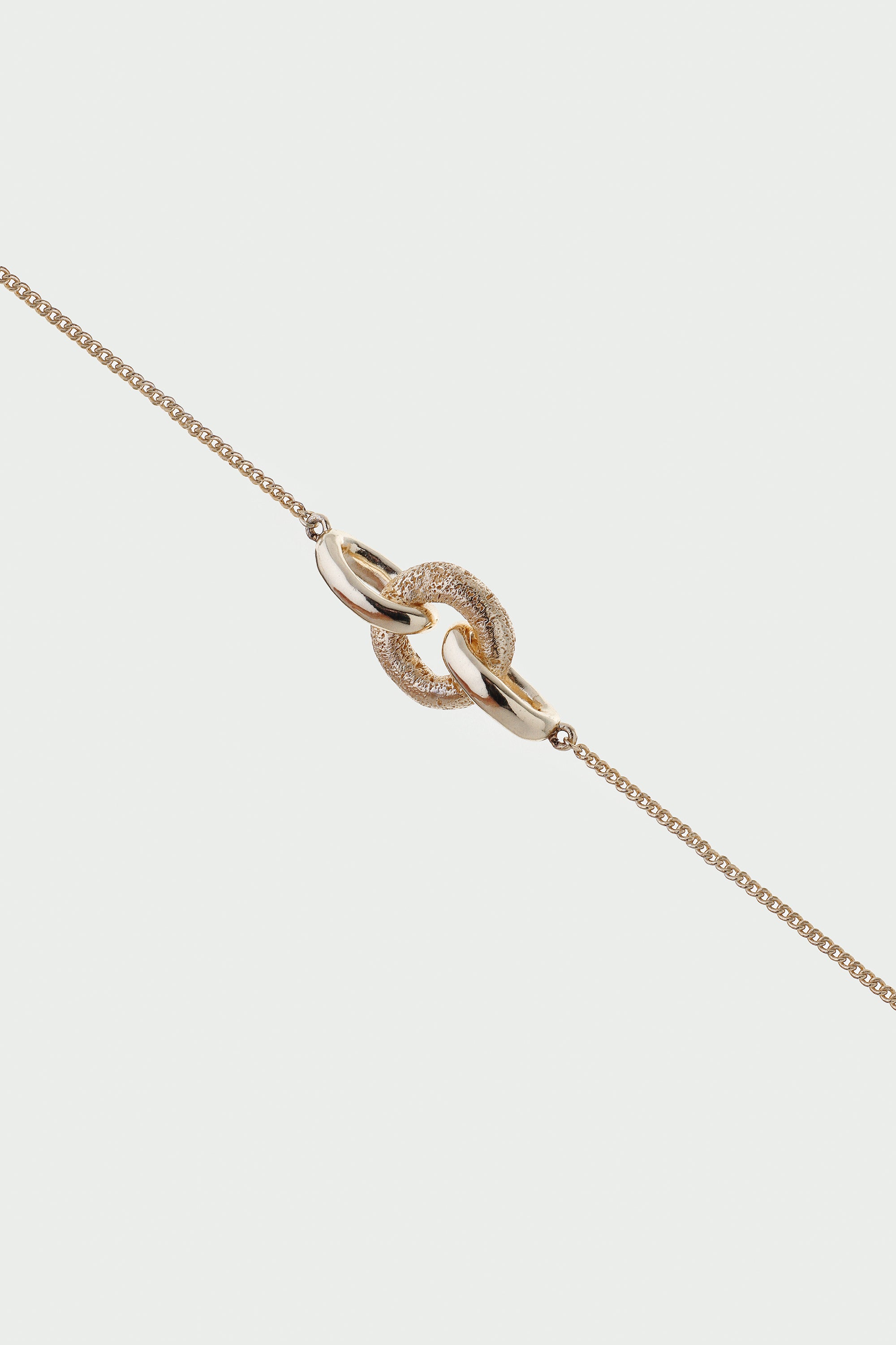 Bind Bracelet