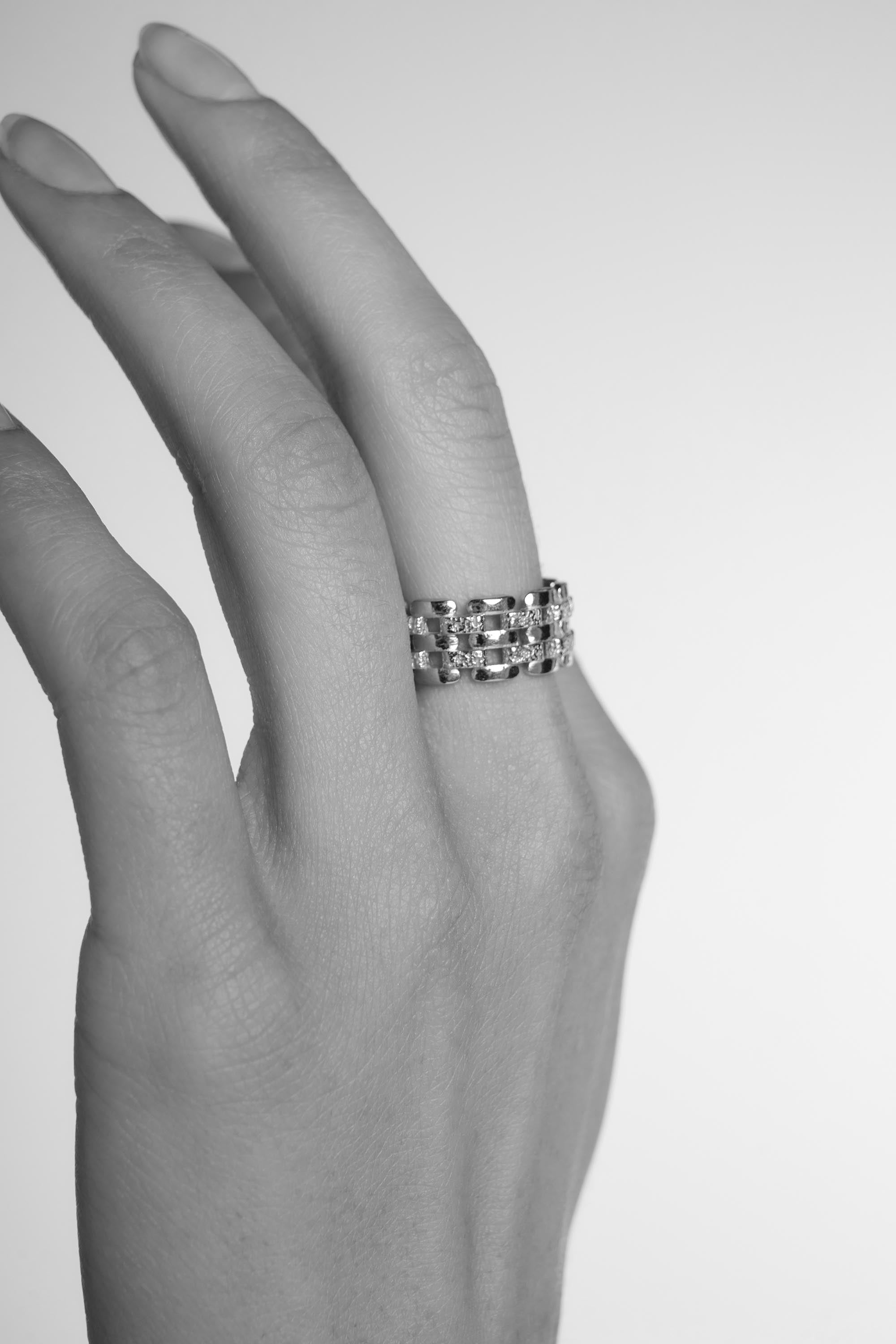Linear Ring