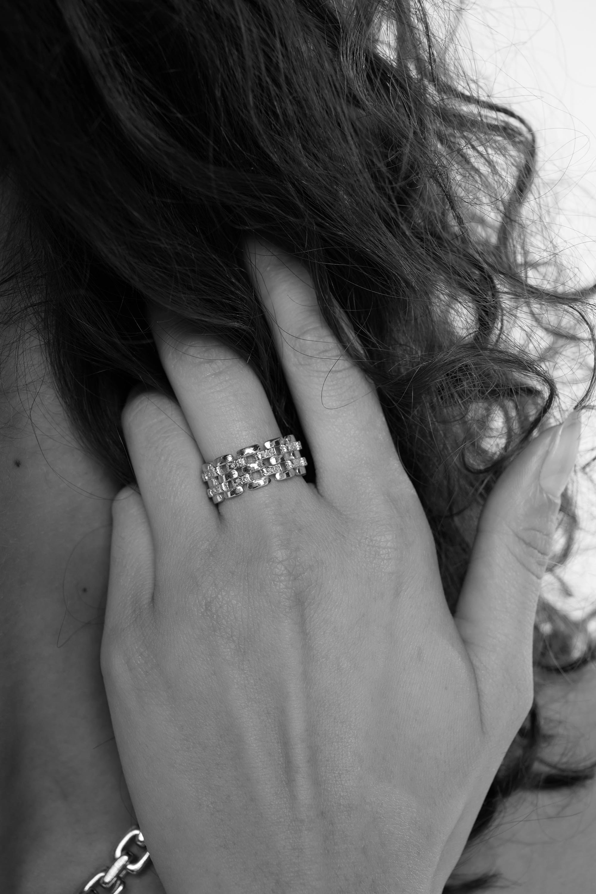 Linear Ring