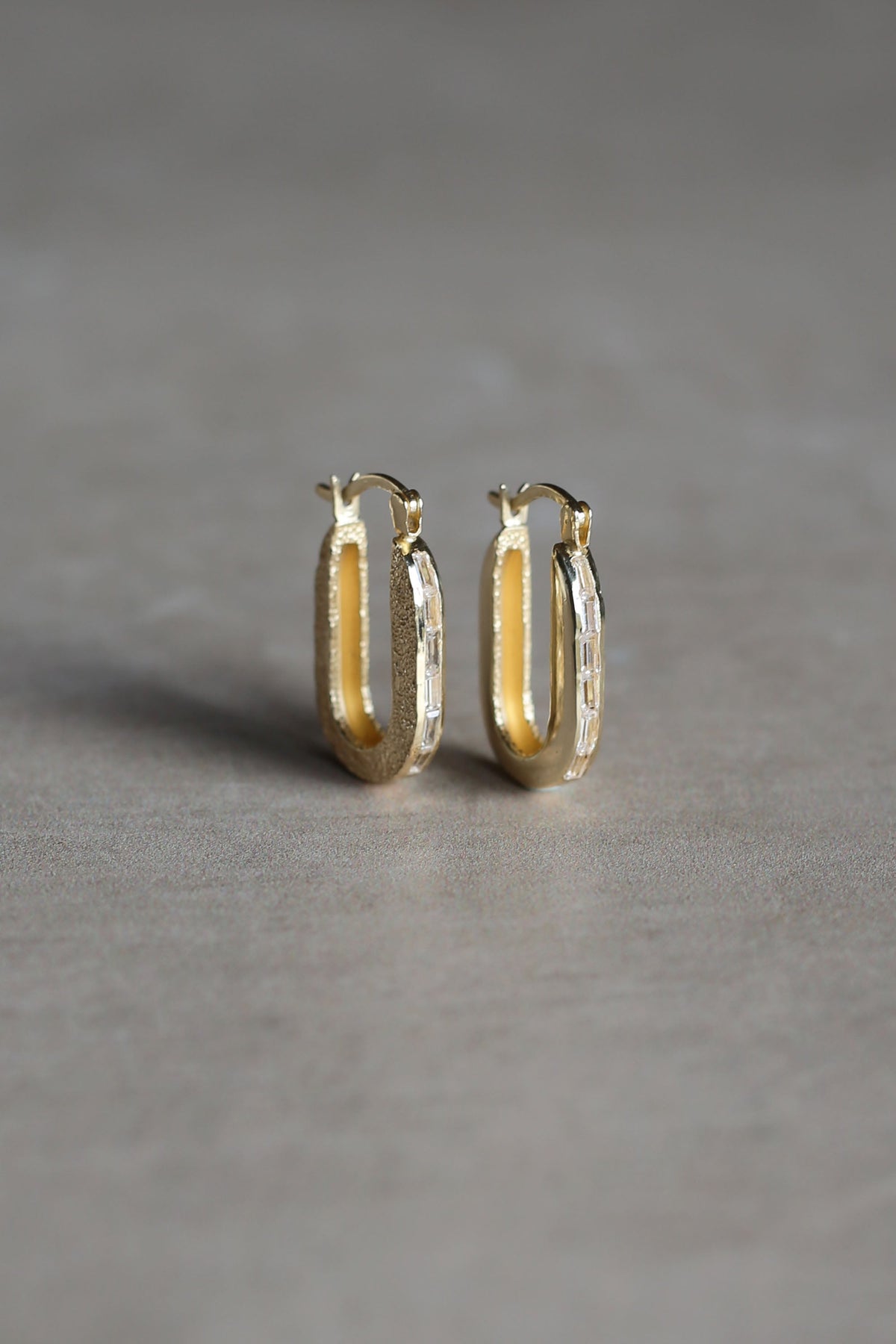 Glisten Earrings
