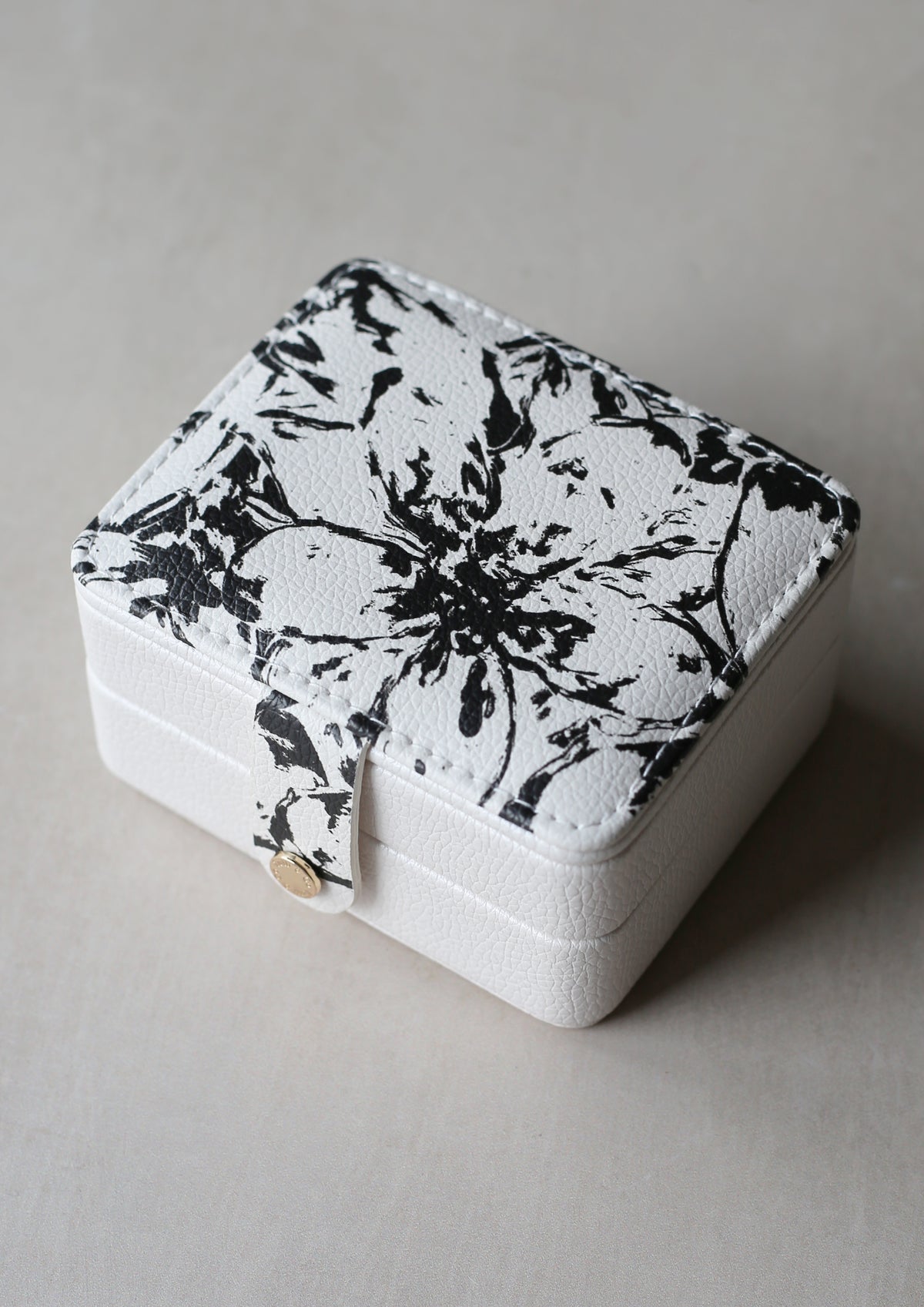 Virtue Small Jewellery Box