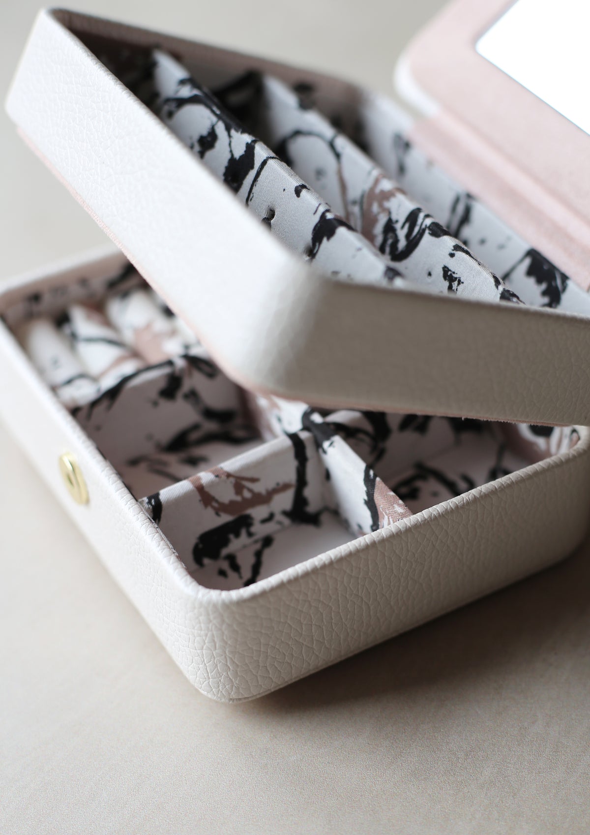 Virtue Small Jewellery Box