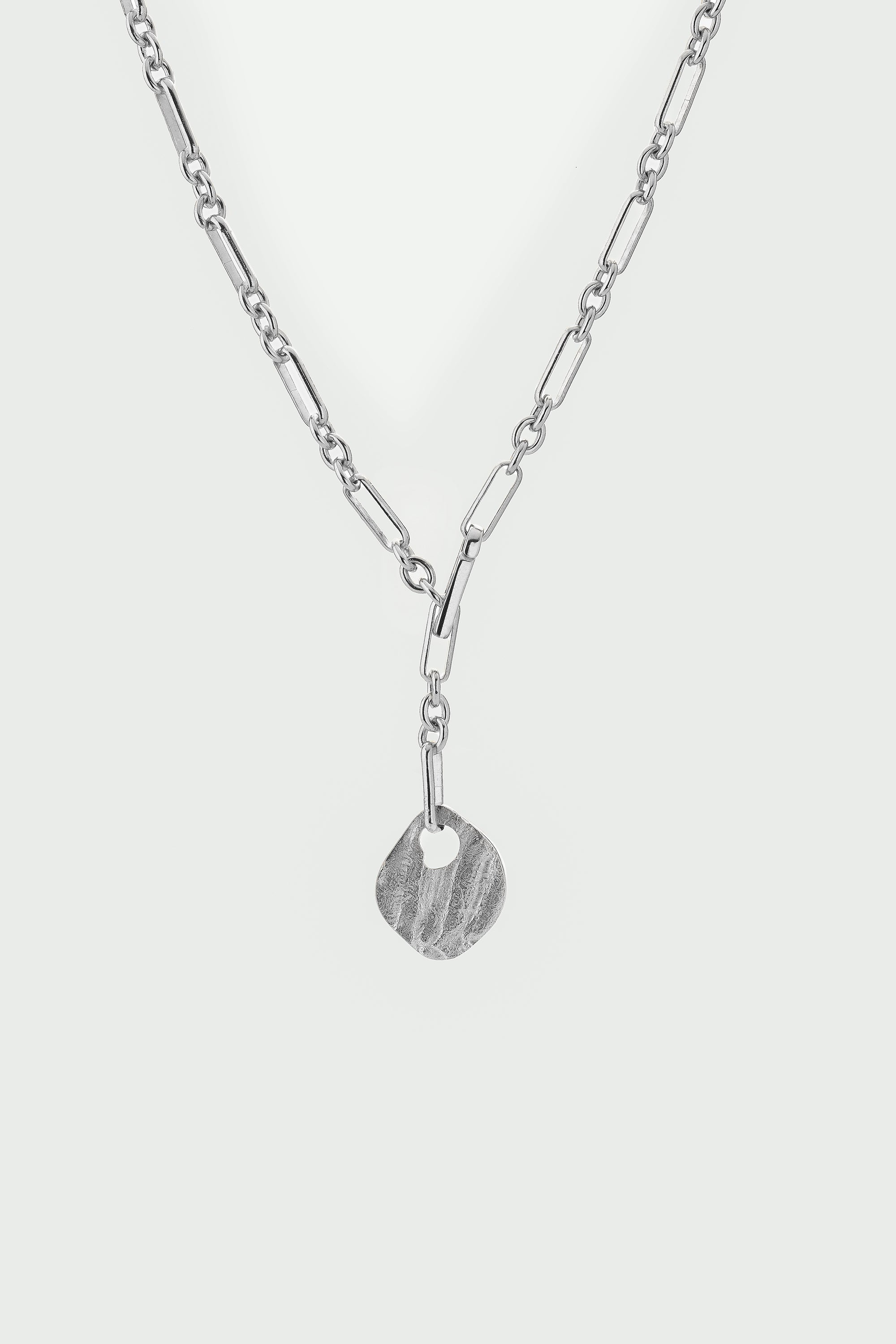 Baia Lariat Necklace