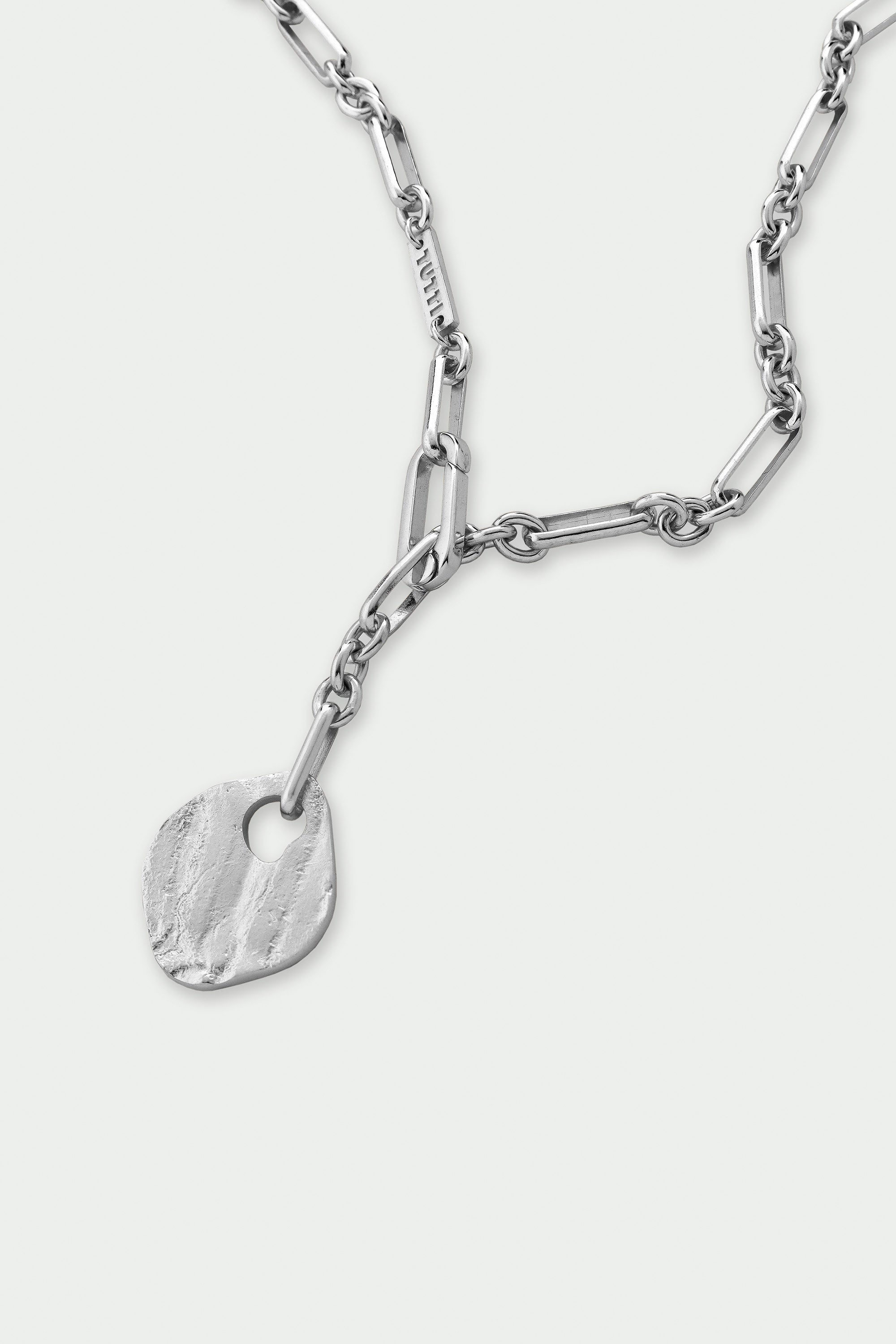 Baia Lariat Necklace