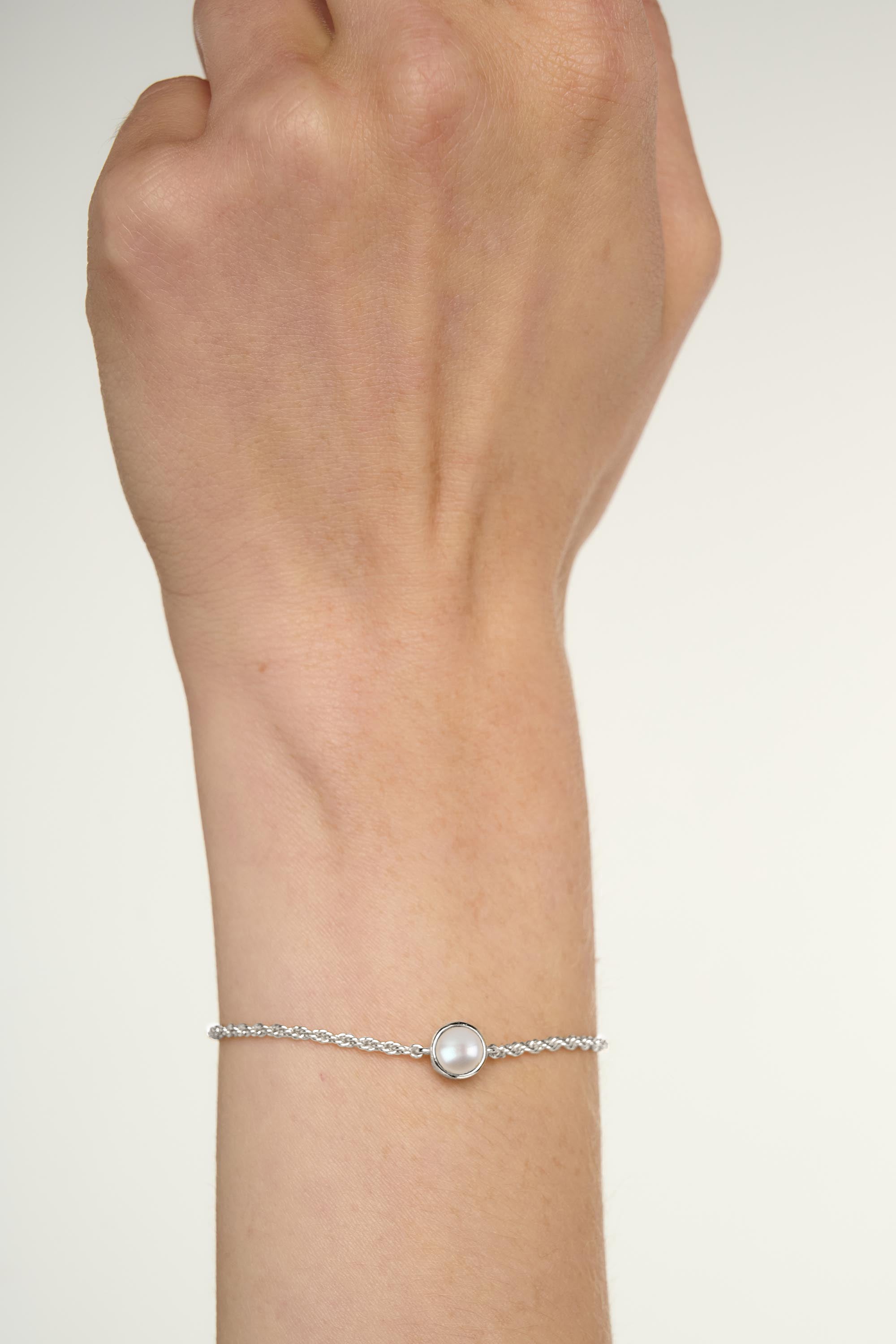 Birthstone Pearl Bracelet