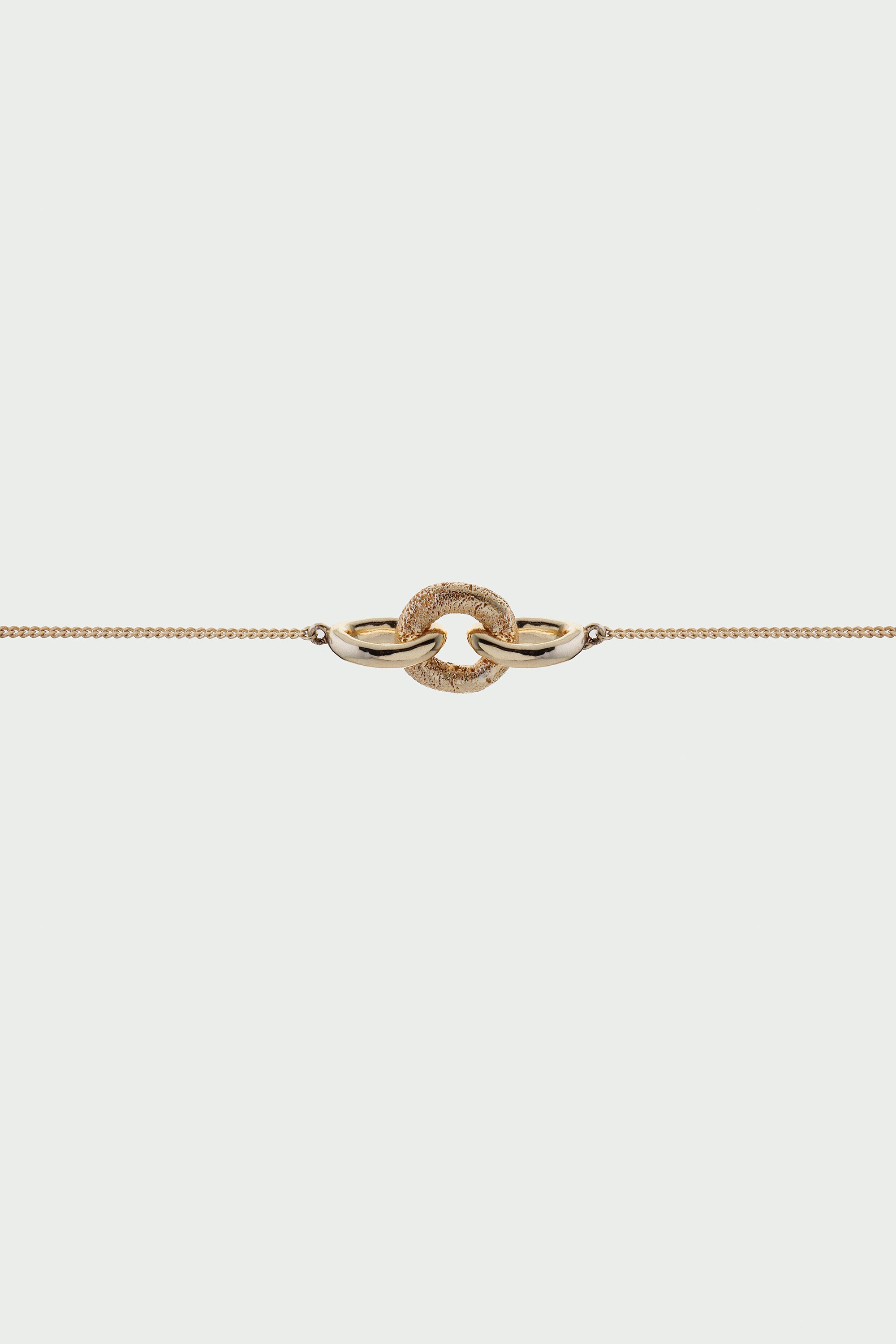 Bind Bracelet