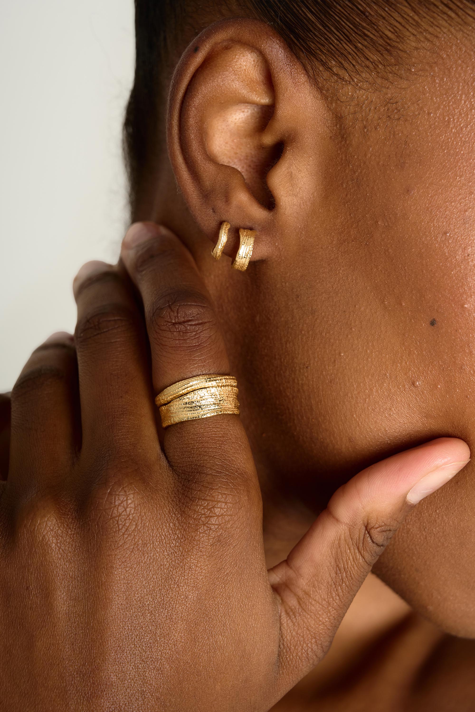 Contour Earring Set
