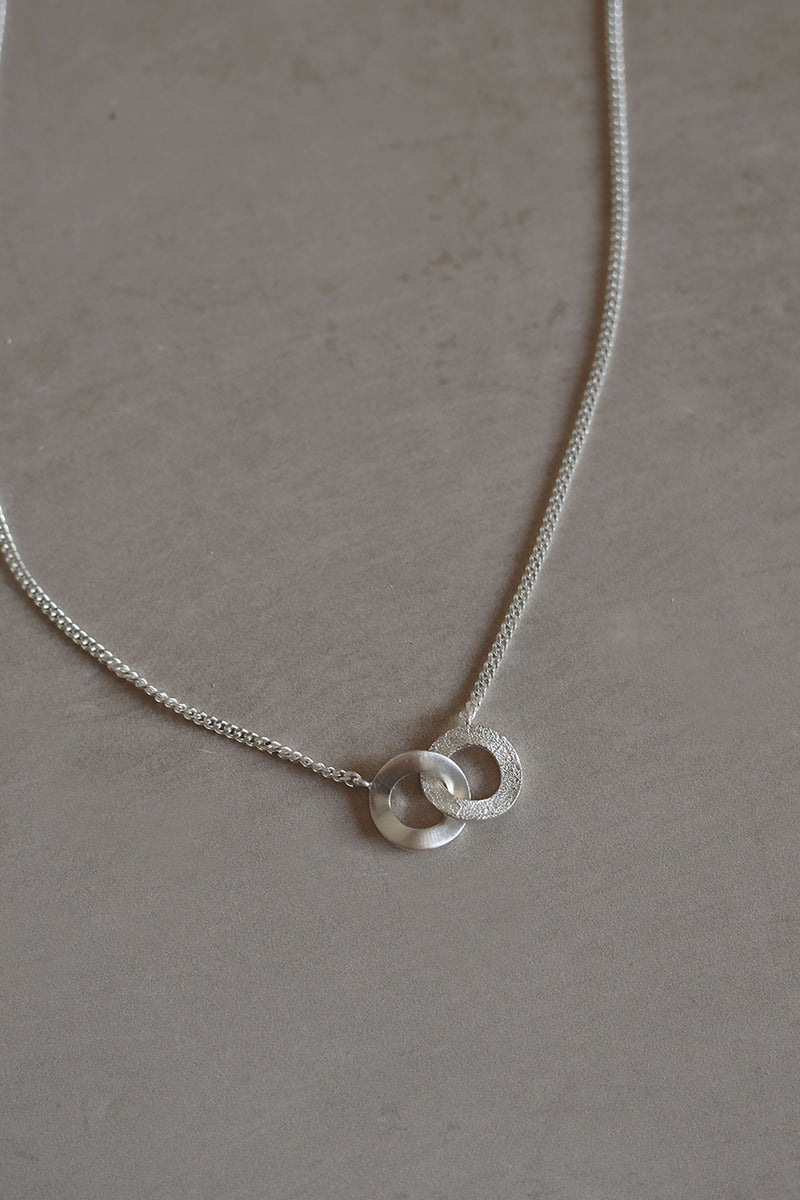 Unity Necklace Silver