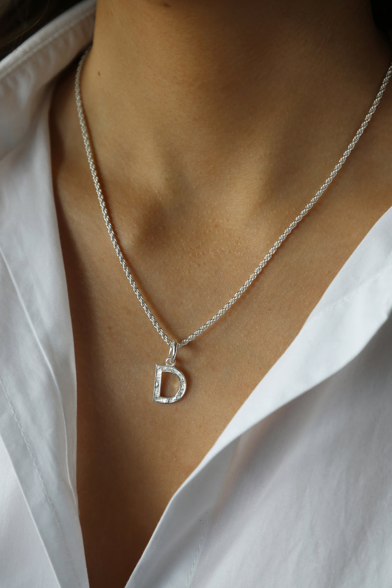 925 Sterling Tiffany & Co Elsa Peretti Letter B Pendant Necklace 2.5g, 16