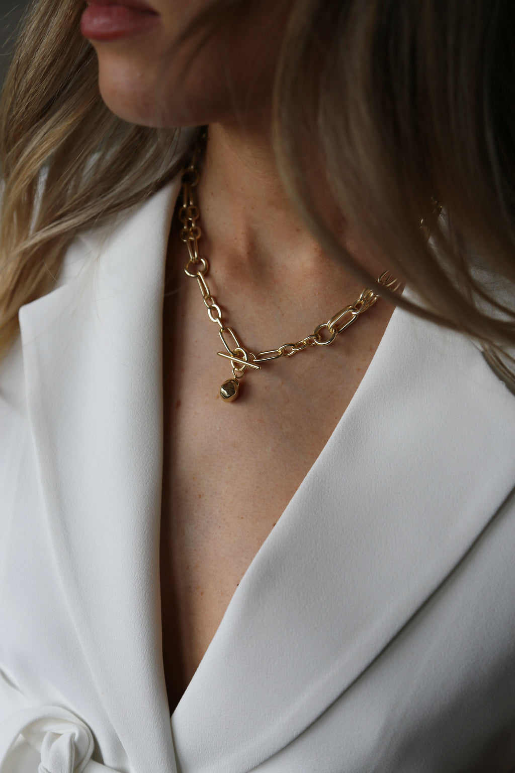 Horizon Necklace Gold